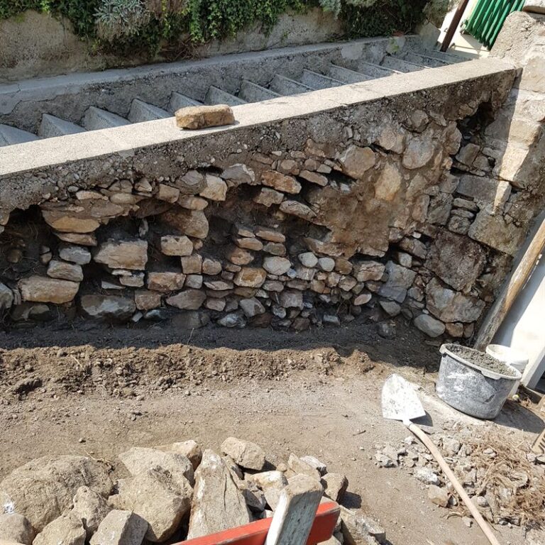 Réparation de murs en pierre